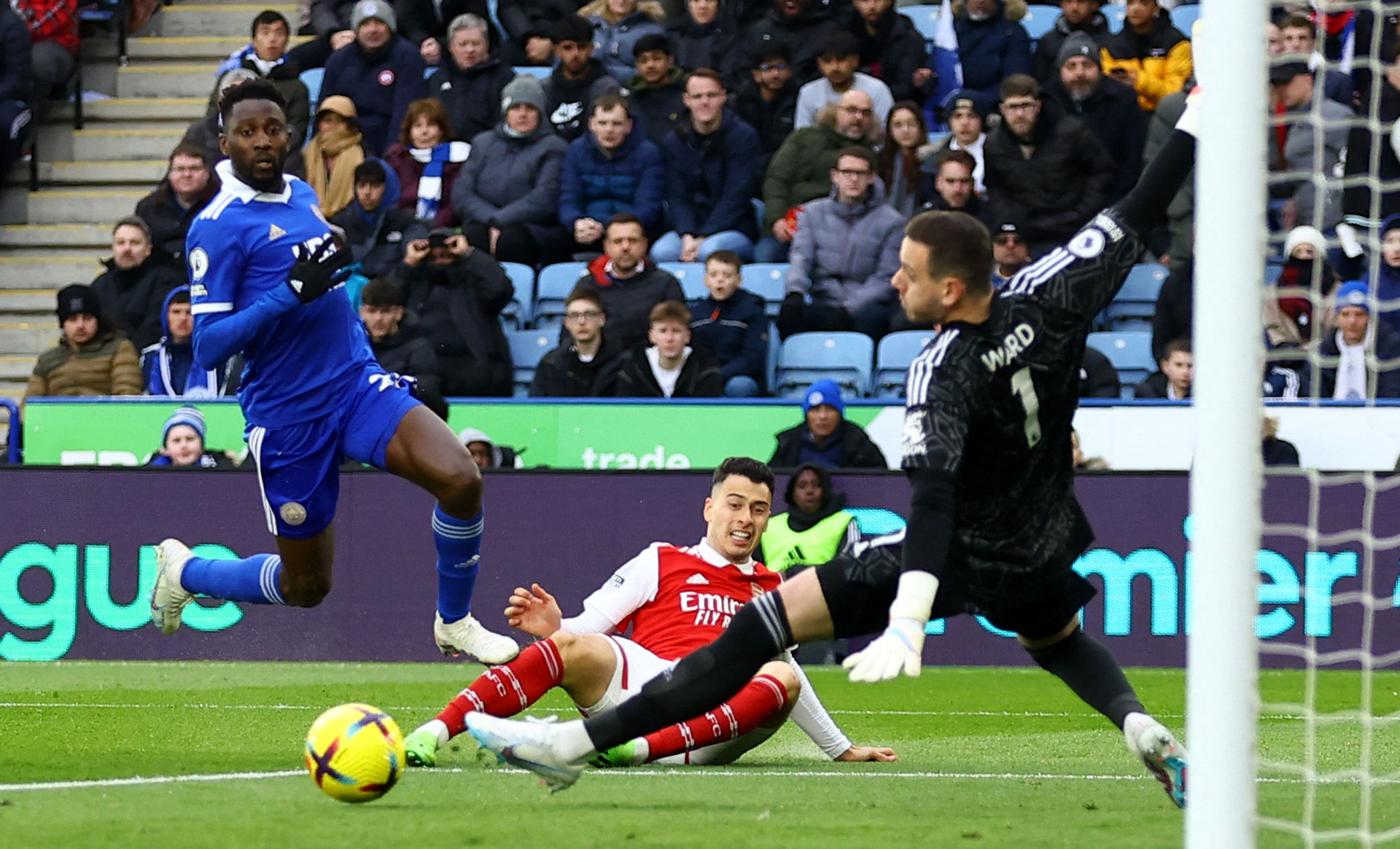 让人永生难 让人永生难